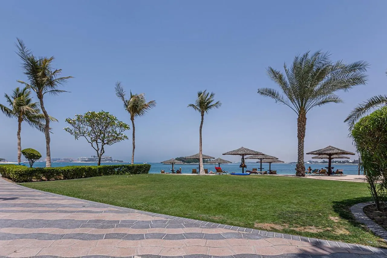 Shoreline The Palm, Free Beach & Pool Access Dubai