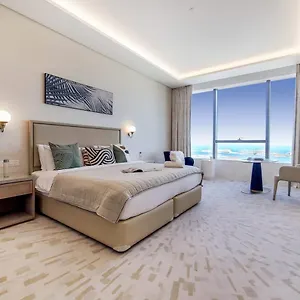  Apartment Manzil - With Aura Pool & Sea View At The Palm Tower In Palm Jumeirah