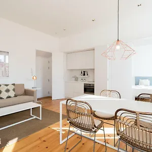 Chiado Cozy - By Lu Holidays , Lisbon Portugal