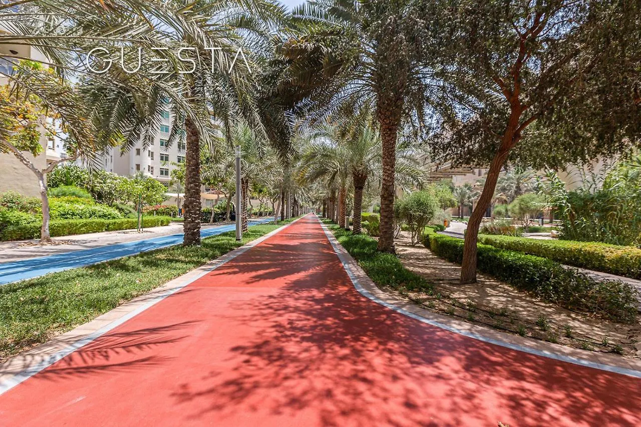 Apartment Shoreline The Palm, Free Beach & Pool Access Dubai